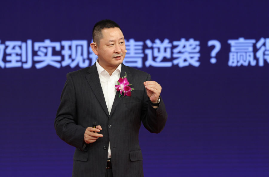 六盒寶典最新版大全,劉強(qiáng)東給60歲以上者發(fā)1萬元 村民回應(yīng)權(quán)威說明解析_桌面款51.26.70