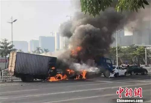 2025香港一碼中碼資料大全,廣東一公交車起火致6人死亡實際應(yīng)用解析說明_刻版74.13.92