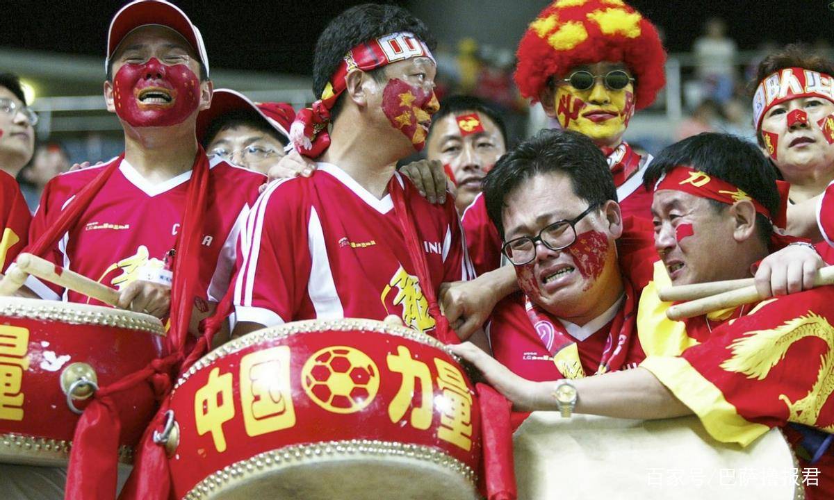 財(cái)神爺六肖資料,球迷齊唱《水手》鼓勵U20國足最新解答方案_靜態(tài)版17.11.27